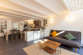 Le Baletti - Un Duplex au Calme dans une Jolie rue Fleurie